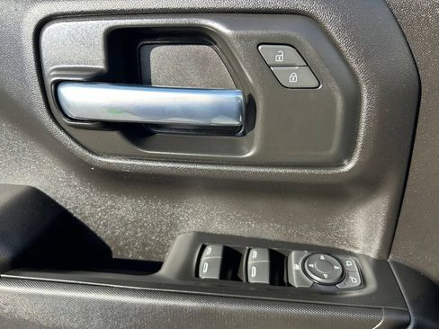 Used 2023 GMC Sierra 1500 Pro w/ Pro Value Package AWD/4WD image 16