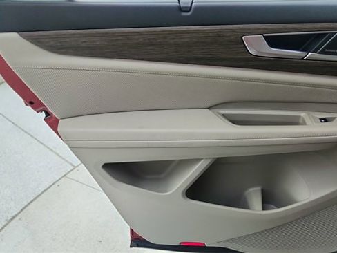 Used 2025 Volkswagen Atlas SEL Premium R-Line image 36