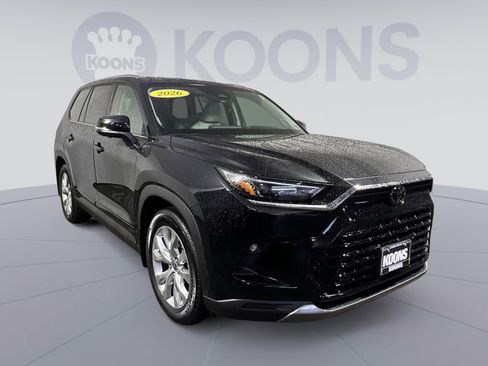 Used 2026 Toyota Grand Highlander AWD image 2