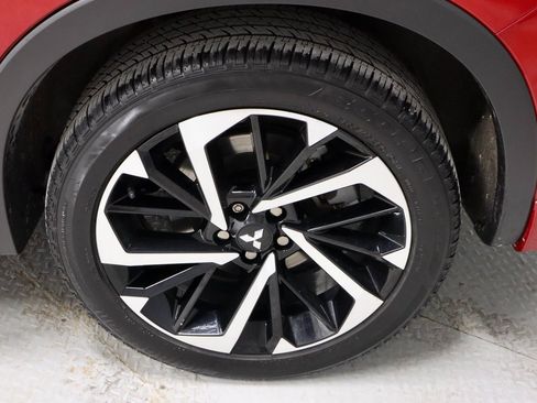 Used 2024 Mitsubishi Outlander SE image 20