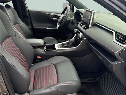 Used 2022 Toyota RAV4 XSE image 28