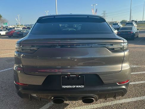 Used 2021 Porsche Cayenne GTS image 7