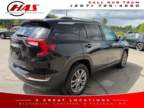 Used 2024 GMC Terrain SLT AWD/4WD image 6