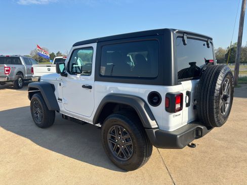 New 2026 Jeep Wrangler Sport AWD/4WD image 5