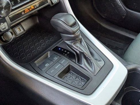 Used 2024 Toyota RAV4 XLE image 12