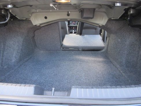 Used 2019 Volkswagen Jetta GLI image 32