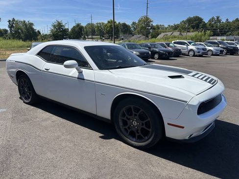 Used 2018 Dodge Challenger GT image 5