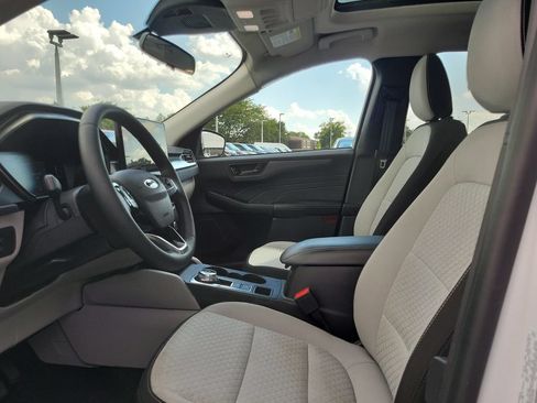 Certified 2023 Ford Escape Active w/ Tech Pack #1 AWD/4WD image 17