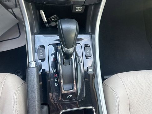 Used 2017 Honda Accord EX-L image 26