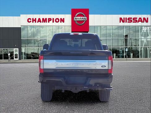 Used 2018 Ford F350 Platinum image 6