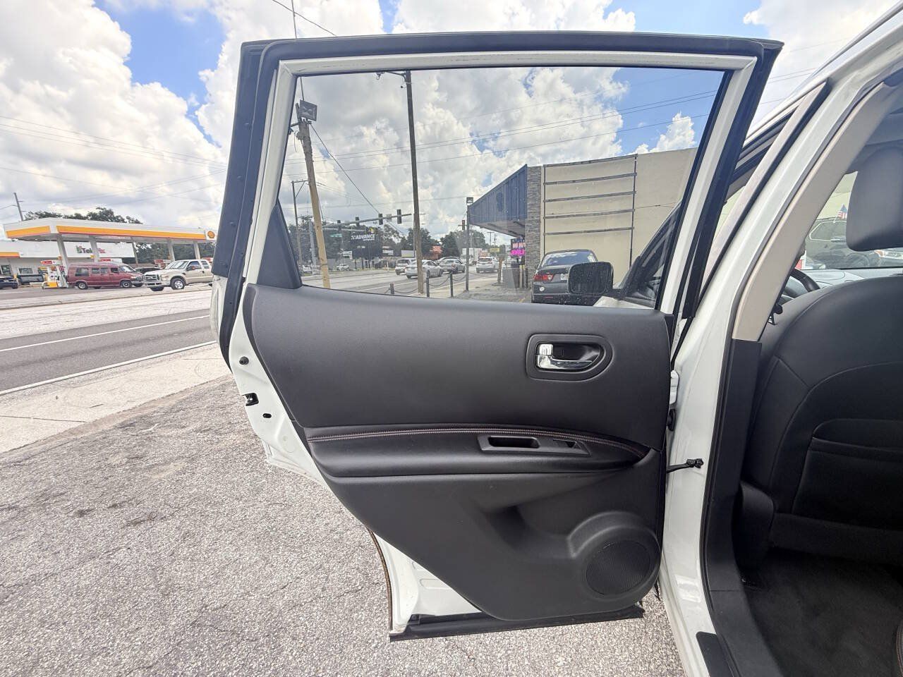 Used 2012 Nissan Rogue SL FWD image 13