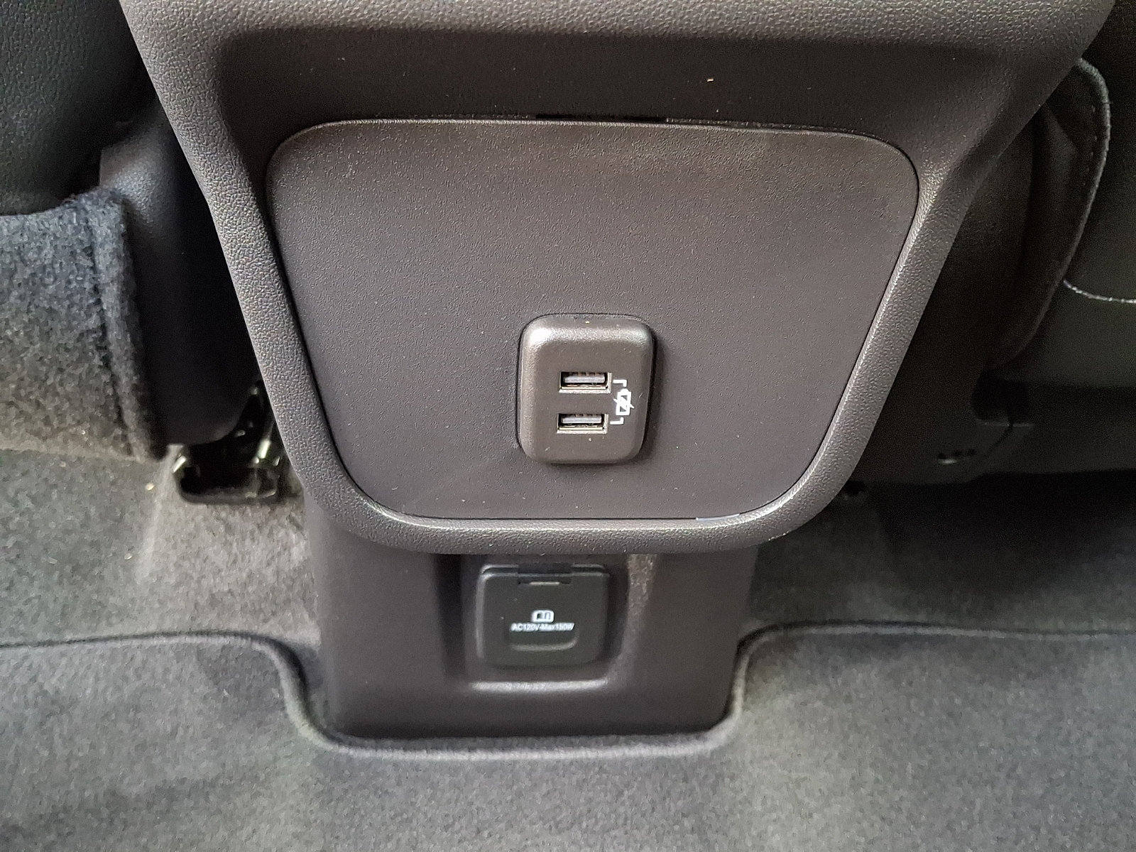 Used 2024 GMC Terrain SLT AWD/4WD image 11