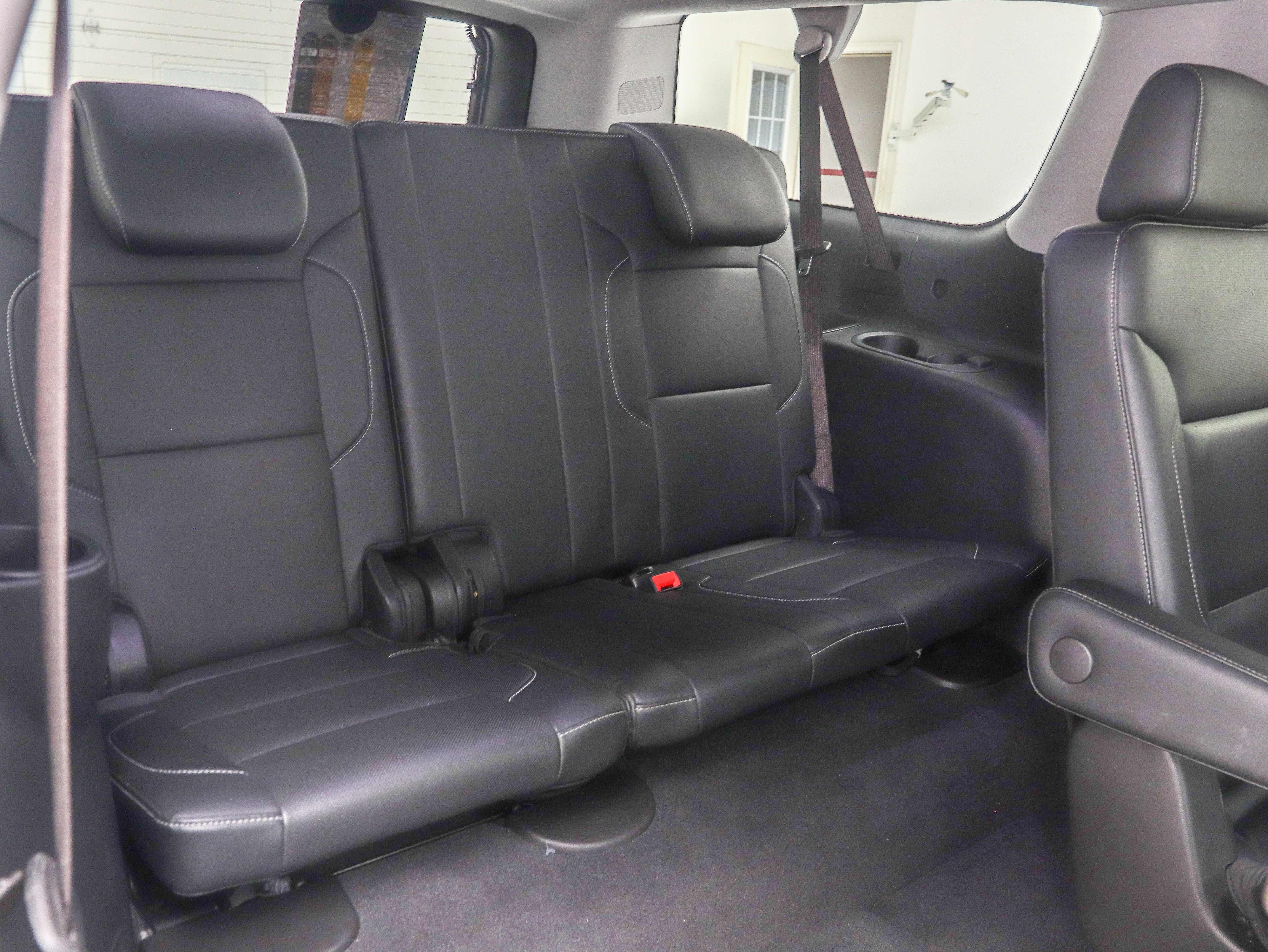 Used 2020 GMC Yukon XL SLT w/ Premium Edition AWD/4WD image 16