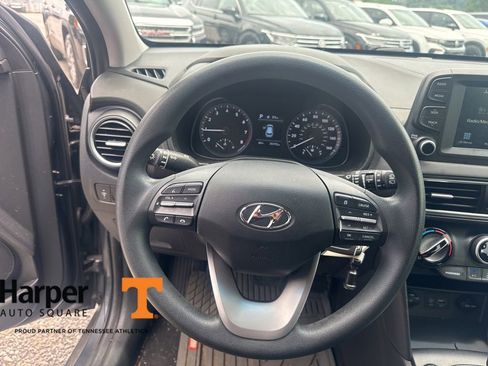 Used 2021 Hyundai Kona SE FWD image 17