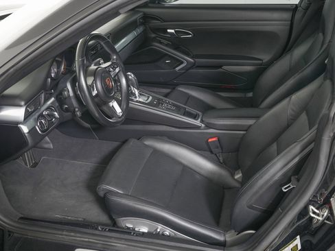 Used 2017 Porsche 911 Carrera S image 11