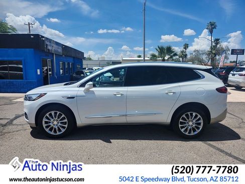 Used 2018 Buick Enclave Premium FWD image 1