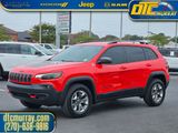 Used 2019 Jeep Cherokee Trailhawk image 2