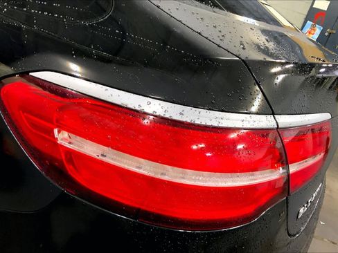 Used 2019 Mercedes-Benz GLC 300 4MATIC Coupe image 28