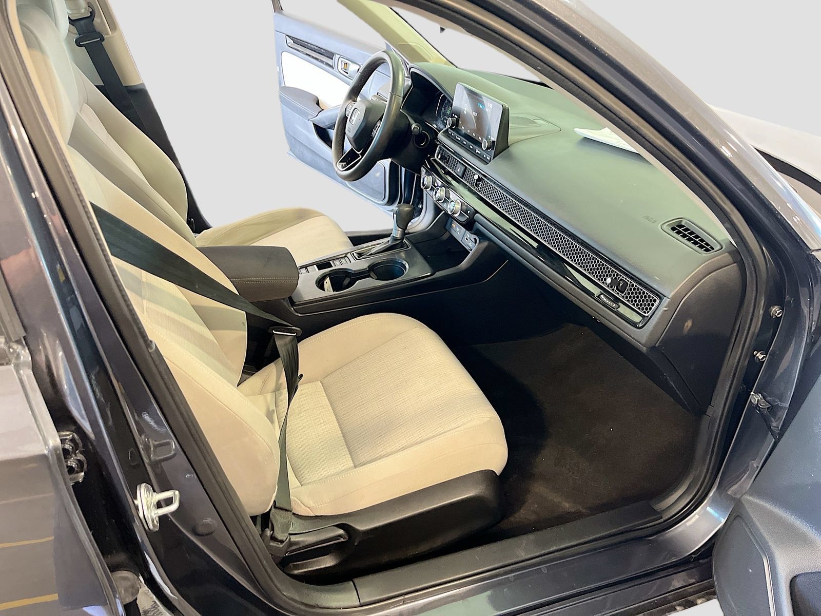 Used 2024 Honda Civic EX image 27