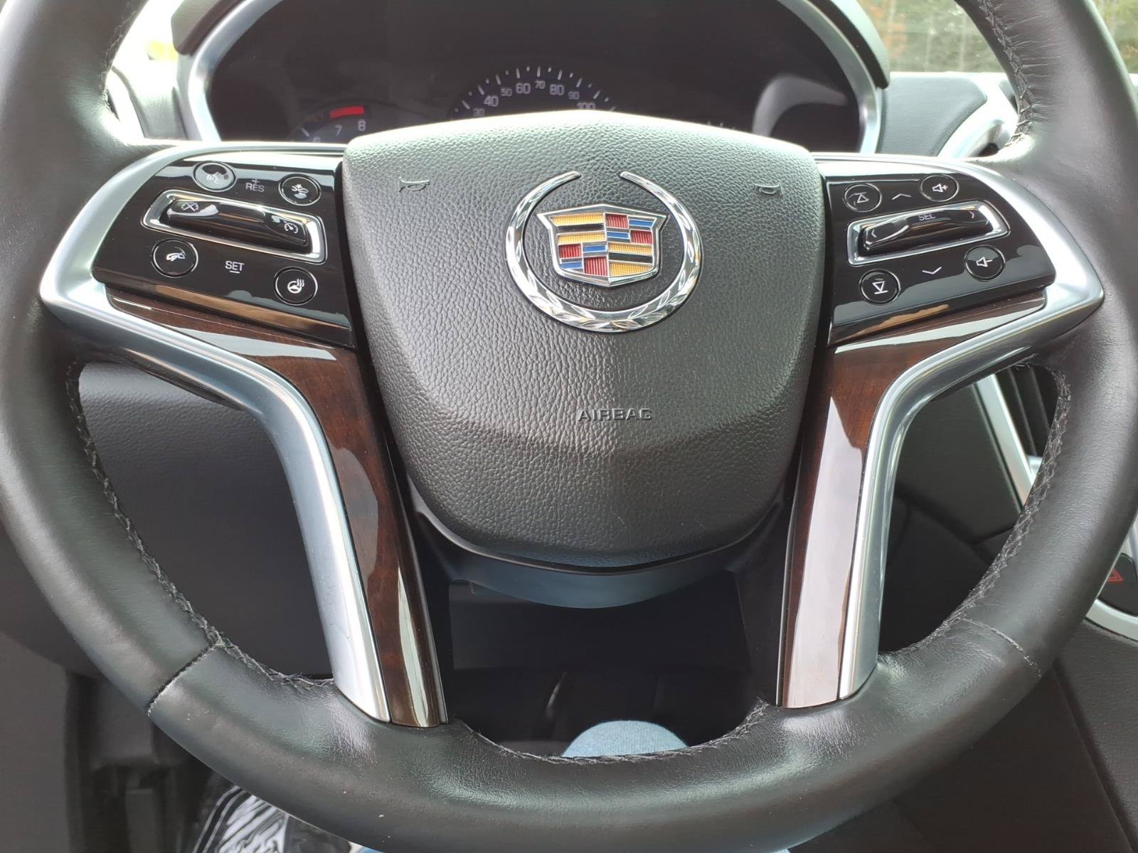 Used 2016 Cadillac SRX Luxury w/ Driver Awareness Package AWD/4WD image 13