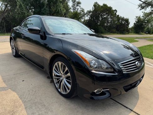 Used 2013 INFINITI G37 Convertible w/ Premium Pkg RWD image 3