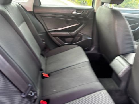 Used 2019 Volkswagen Jetta S FWD image 40