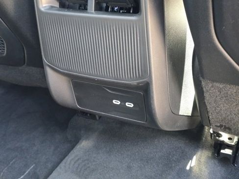 Used 2025 Jeep Wagoneer S Limited image 32