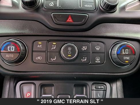 Used 2019 GMC Terrain SLT w/ Preferred Package AWD/4WD image 26