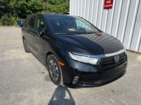 Used 2024 Honda Odyssey EX-L image 1