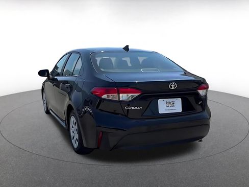 Used 2025 Toyota Corolla LE FWD image 11