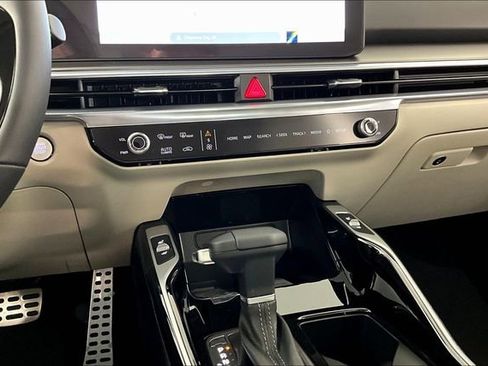 New 2026 Kia Sorento SX image 7