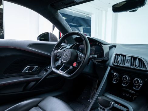Used 2017 Audi R8 V10 plus AWD/4WD image 13