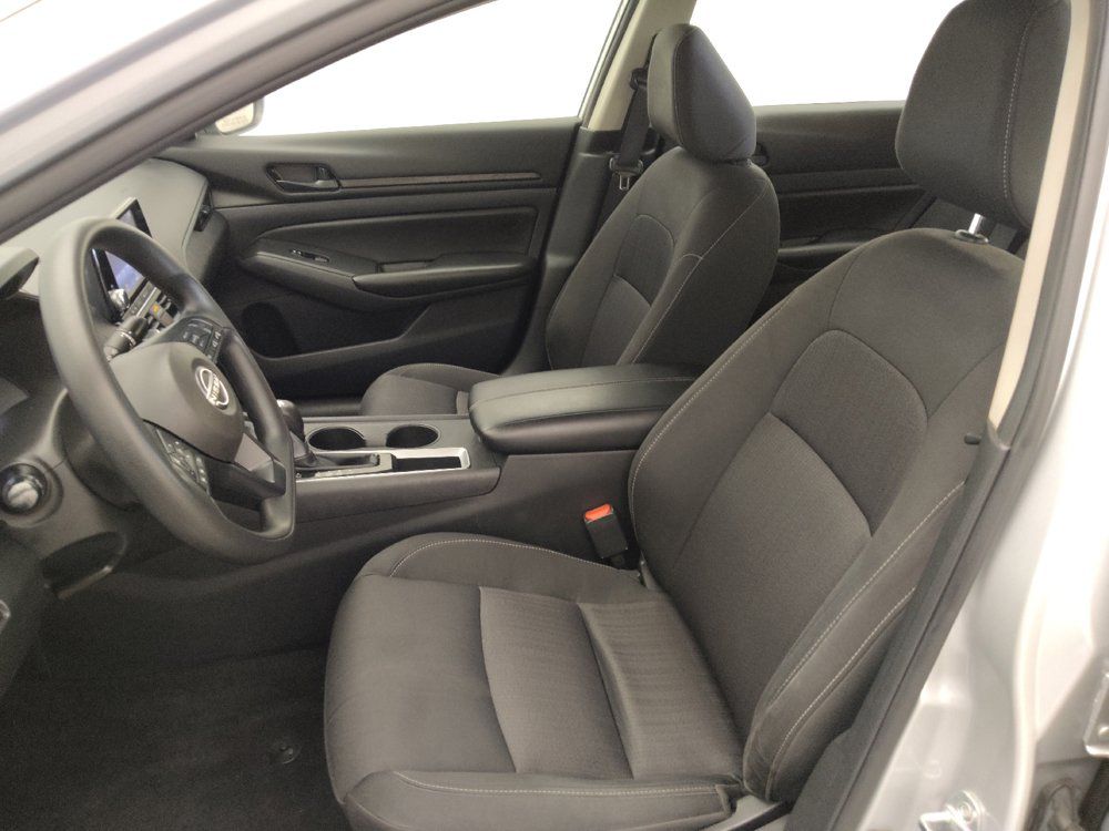 Used 2023 Nissan Altima 2.5 S FWD image 17