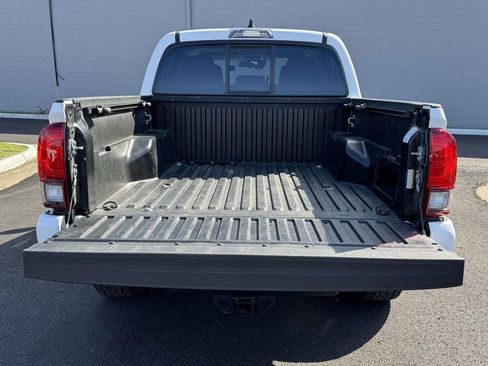 Used 2023 Toyota Tacoma SR AWD/4WD image 16