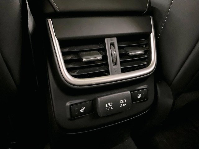 Used 2021 Subaru Outback Limited XT w/ Popular Package #2 AWD/4WD image 32
