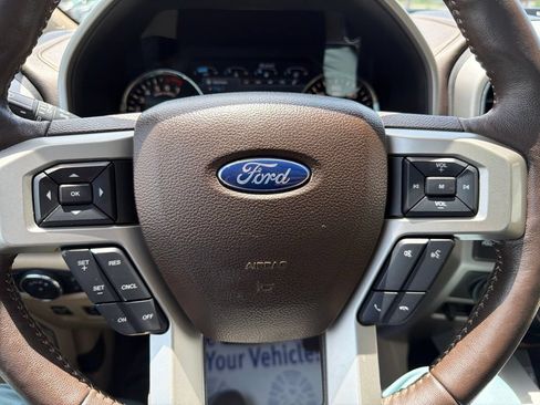 Used 2018 Ford F150 Lariat w/ Equipment Group 502A Luxury AWD/4WD image 16