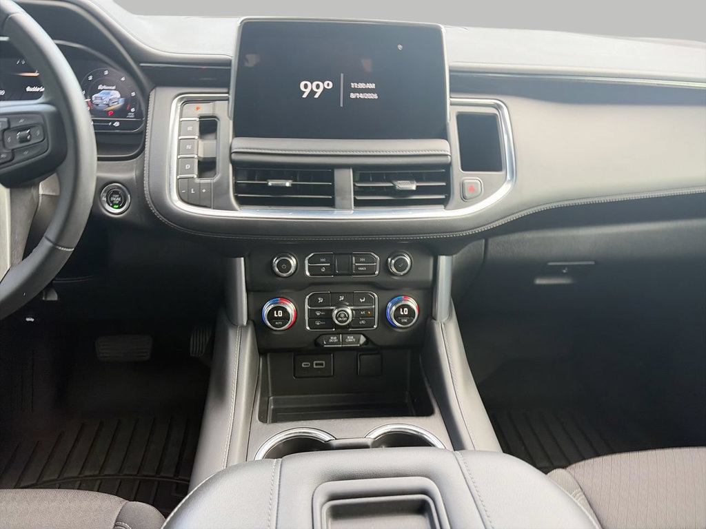 Used 2023 GMC Yukon XL SLE w/ Gmc Pro Safety Plus Package RWD image 12