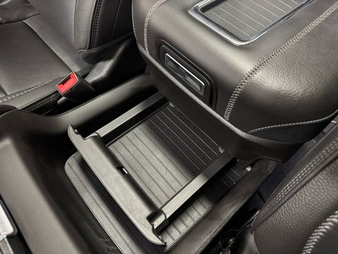 Used 2023 GMC Yukon Denali w/ Denali Reserve Package image 36