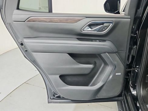 Used 2021 Chevrolet Tahoe LT w/ Rear Media and Nav Package AWD/4WD image 23