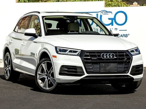 Used 2020 Audi Q5 2.0T Premium Plus w/ Premium Plus Package AWD/4WD image 4