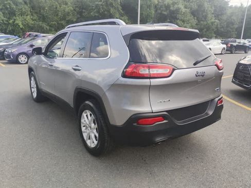 Used 2015 Jeep Cherokee Latitude AWD/4WD image 4