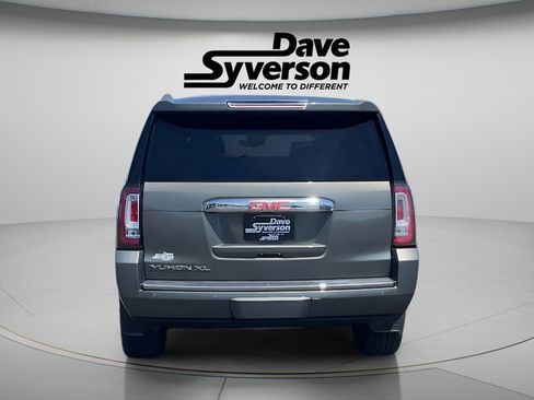 Used 2017 GMC Yukon XL Denali w/ Open Road Package AWD/4WD image 6