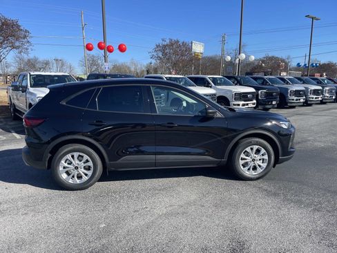 New 2026 Ford Escape Active w/ Active Premium Tech Pack image 2