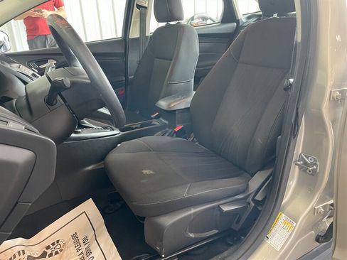 Used 2016 Ford Focus SE image 15