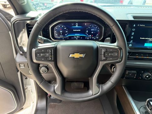 Used 2025 Chevrolet Silverado 1500 High Country w/ Technology Package image 20