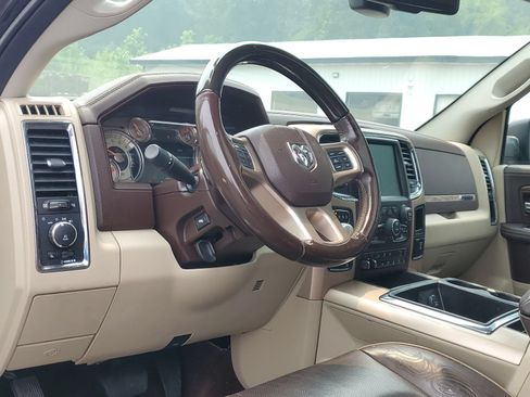 Used 2015 RAM 1500 Laramie Longhorn w/ Convenience Group AWD/4WD image 14