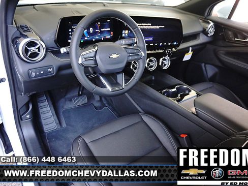 New 2025 Chevrolet Blazer EV LT image 10