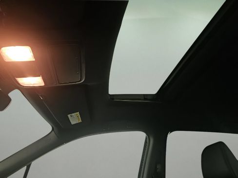 Used 2023 Honda Passport EX-L image 15