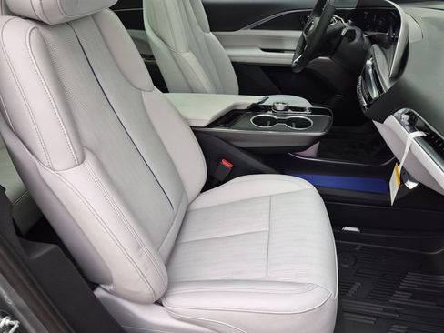 New 2026 Cadillac Lyriq Sport w/ LPO, Floor Liner Package AWD/4WD image 26