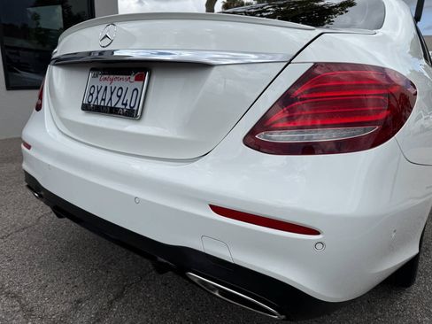 Used 2018 Mercedes-Benz E 300 image 19